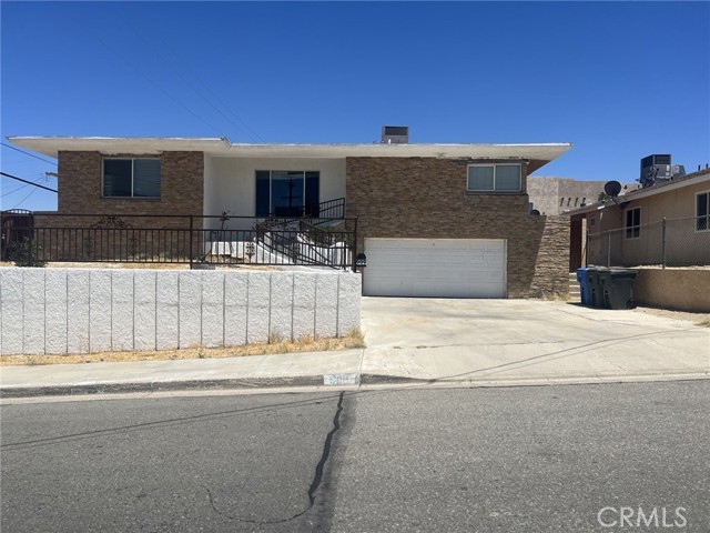909 S 2Nd Ave, Barstow, CA 92311