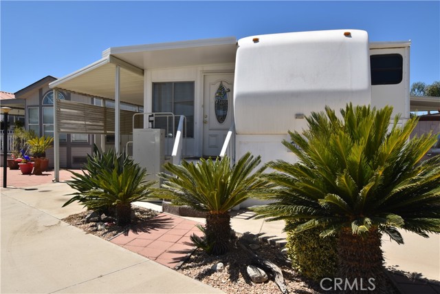 Detail Gallery Image 1 of 36 For 1295 S Cawston Ave #431,  Hemet,  CA 92545 - 1 Beds | 1/1 Baths