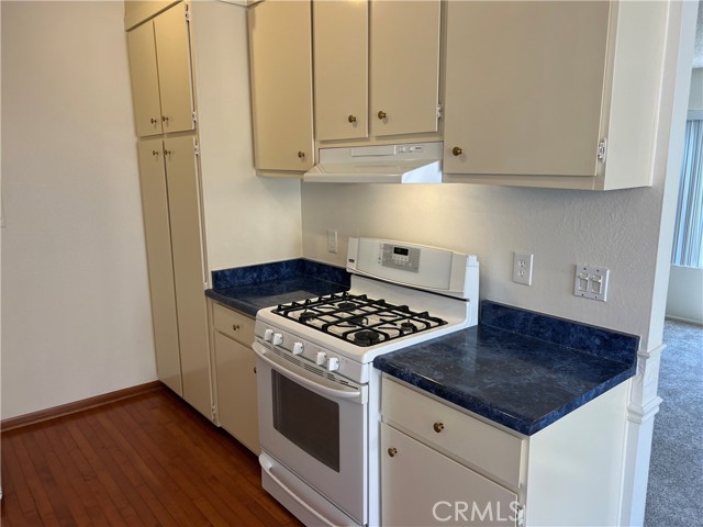 1350 F Cabrillo Park Drive, Santa Ana CA: https://media.crmls.org/medias/58c22837-dd7a-4db0-8d00-21e1798d52d8.jpg