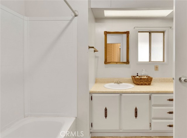 200 San Bernardino, Rialto CA: https://media.crmls.org/medias/58c31a21-3f1c-4a94-8e93-a20b4cb5a62e.jpg