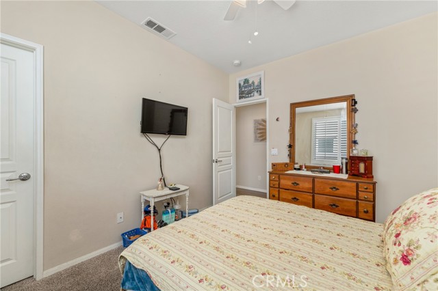 16767 Desert Lily Street, Victorville CA: https://media.crmls.org/medias/58c3aacc-0b58-49f8-912a-f2c780e20424.jpg