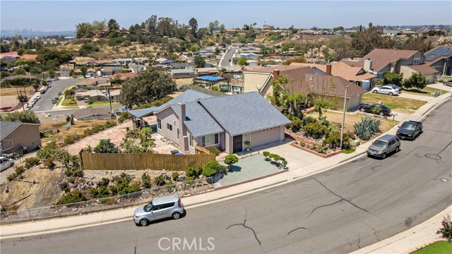 6426 Calle Pavana, San Diego, California 92139, 3 Bedrooms Bedrooms, ,2 BathroomsBathrooms,Residential,For Sale,Calle Pavana,TR24112730