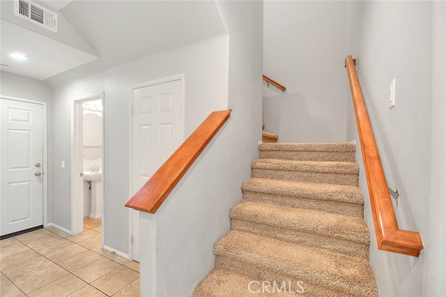 Detail Gallery Image 17 of 44 For 1080 Athens Way, Upland,  CA 91786 - 3 Beds | 2/1 Baths