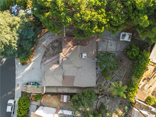 10685 Ledeen Drive, Lakeview Terrace CA: https://media.crmls.org/medias/58c452d2-aa52-4e5a-940c-c38990f12f32.jpg