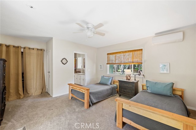 Bedroom 1, Creek House