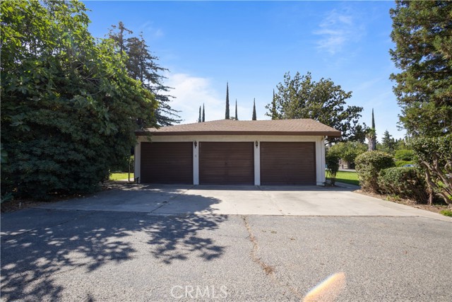 Detail Gallery Image 4 of 26 For 5550 Celestial Dr, Atwater,  CA 95301 - 4 Beds | 2/1 Baths