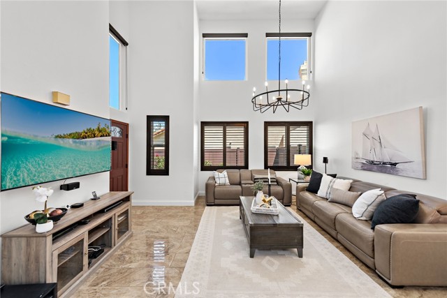 Detail Gallery Image 7 of 27 For 52 via Brida, Rancho Santa Margarita,  CA 92688 - 4 Beds | 2/1 Baths