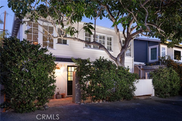 Detail Gallery Image 31 of 38 For 31590 Jewel Ave, Laguna Beach,  CA 92651 - 2 Beds | 2/1 Baths