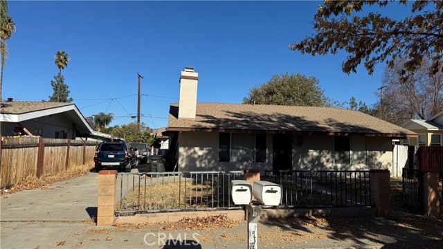 Detail Gallery Image 1 of 7 For 1118 E Campus Way, Hemet,  CA 92543 - – Beds | – Baths