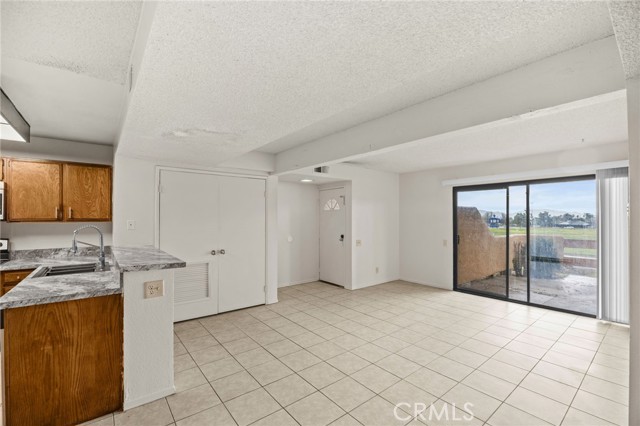 Detail Gallery Image 8 of 25 For 1480 W Edgehill Rd #7,  San Bernardino,  CA 92405 - 2 Beds | 1 Baths