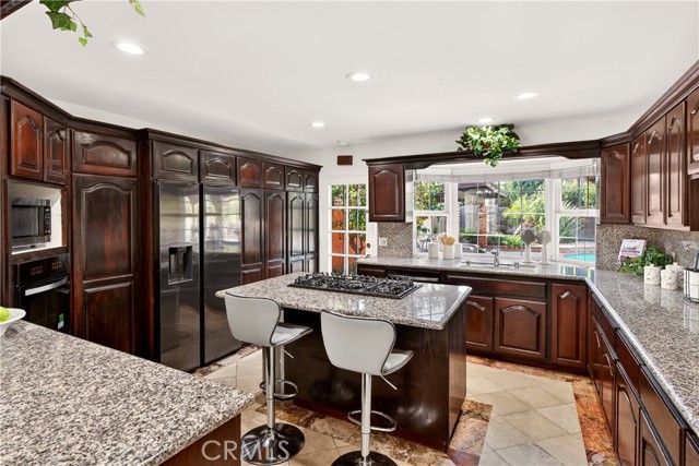 Detail Gallery Image 16 of 60 For 4115 Laurelgrove Ave, Studio City,  CA 91604 - 5 Beds | 3/1 Baths