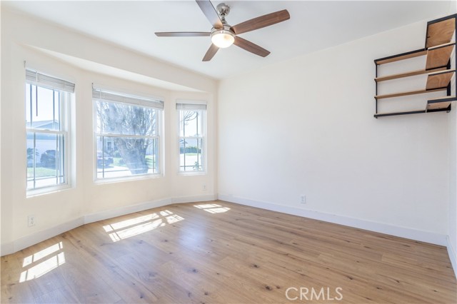 Image 11 of 40 For 20049 Canyon View