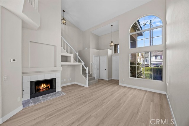Detail Gallery Image 6 of 32 For 929 Mesa Alta Cir, Corona,  CA 92879 - 3 Beds | 2/1 Baths