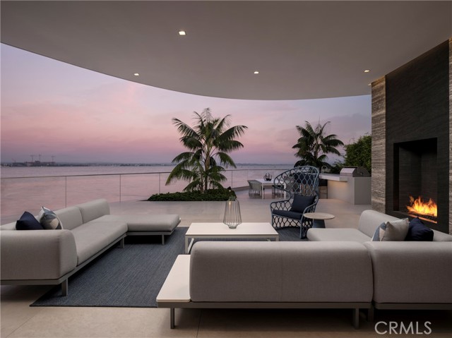 3 The Point, Coronado CA: https://media.crmls.org/medias/58c9cb56-4145-4dbf-a1c6-578986be7ee9.jpg