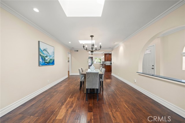 400 Campdell Street, Playa del Rey CA: https://media.crmls.org/medias/58c9f07f-5337-4317-bfd4-04d43ac3c441.jpg