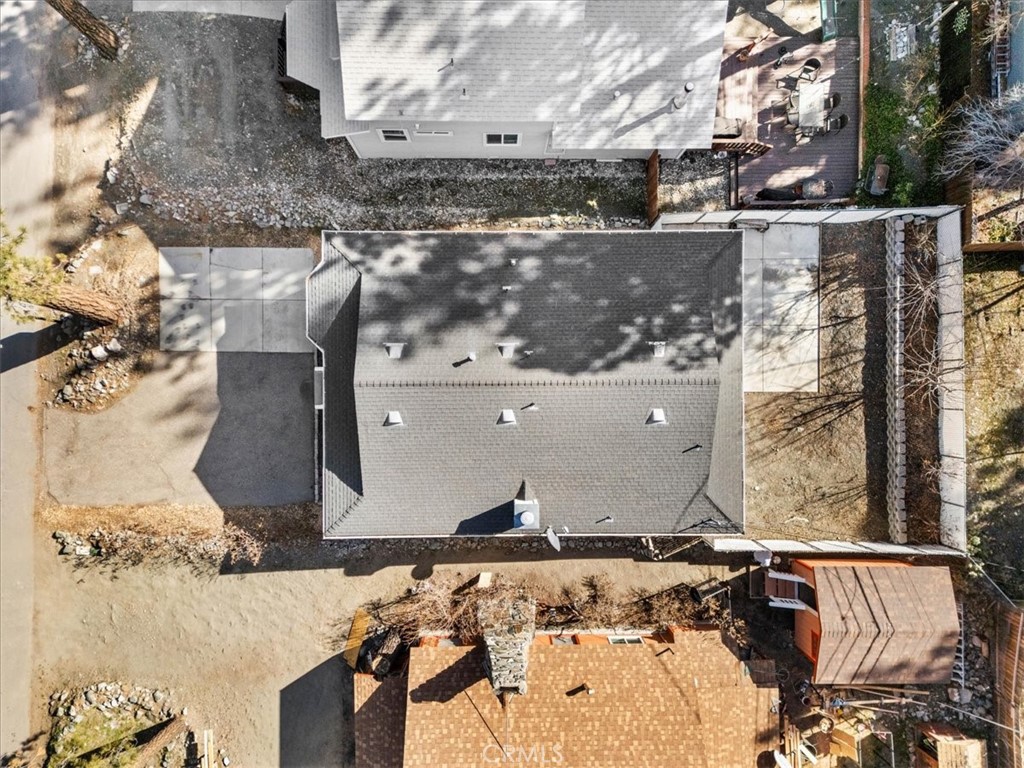 https://media.crmls.org/medias/58ca4003-d59a-404b-b627-1a8a1316ef38.jpg?preset=X-Large