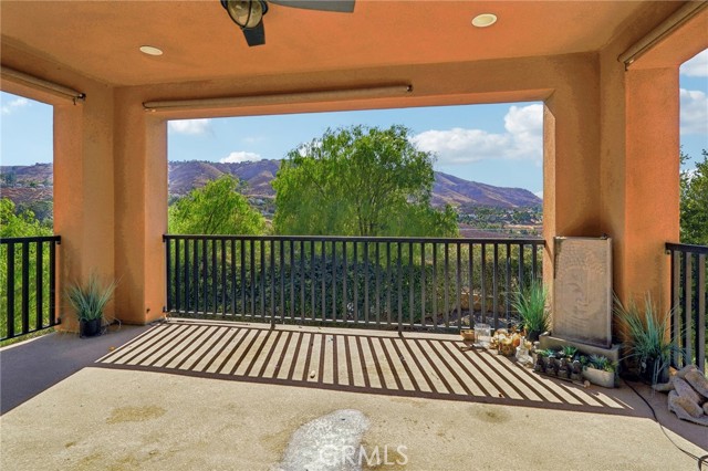 Detail Gallery Image 32 of 58 For 16652 Carrara Ct, Riverside,  CA 92503 - 5 Beds | 4/1 Baths