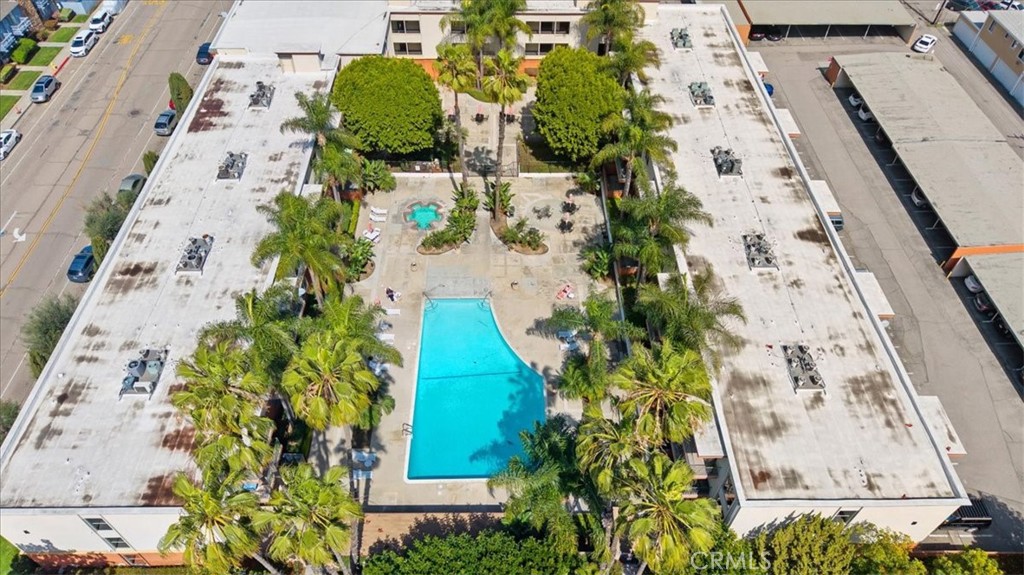 58cd39d2 Bacd 46af A2b8 5d241911a5ed