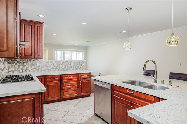 Detail Gallery Image 8 of 26 For 19612 Donna Ave, Cerritos,  CA 90703 - 3 Beds | 2 Baths