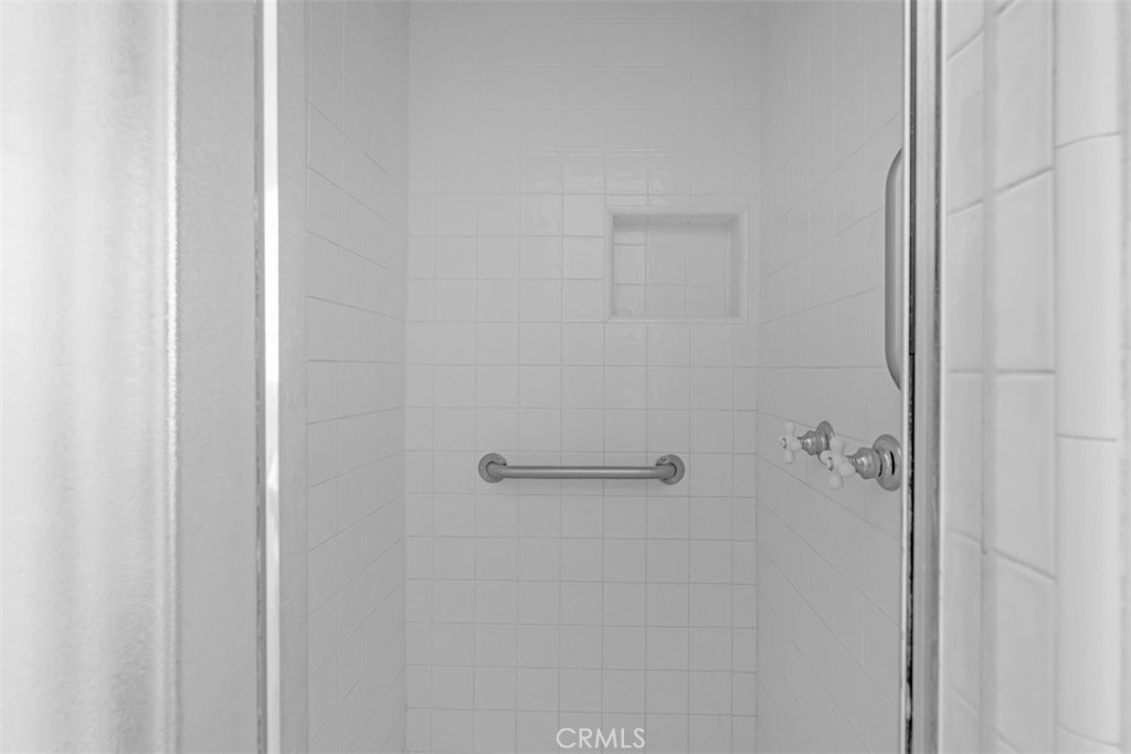 https://media.crmls.org/medias/58d09202-b066-49c4-8b6d-d22f1cbe99c8.jpg?preset=X-Large