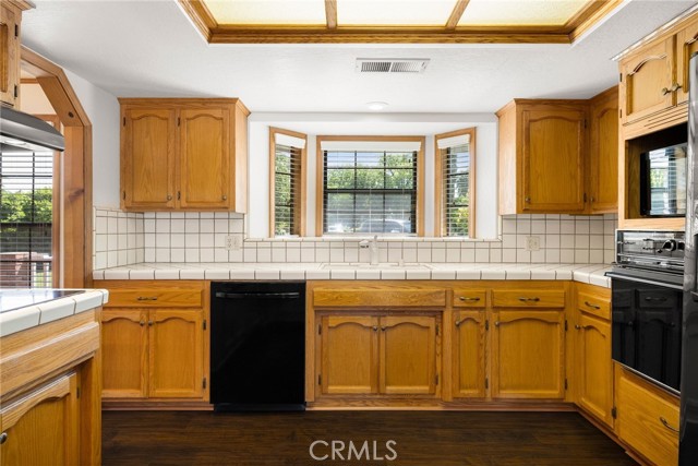 Detail Gallery Image 21 of 72 For 22635 Juanita Ct, Red Bluff,  CA 96080 - 4 Beds | 4 Baths