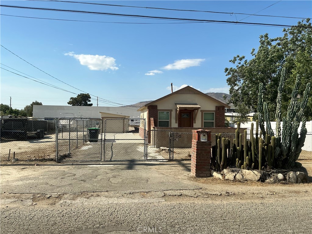 723 W 9th