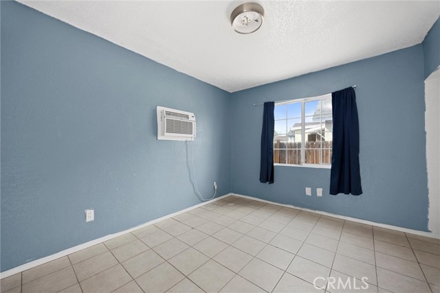 Detail Gallery Image 30 of 37 For 1425 Murdock, Bakersfield,  CA 93307 - 2 Beds | 1 Baths