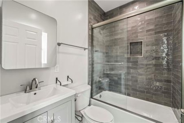 17165 Rinaldi Street, Granada Hills CA: https://media.crmls.org/medias/58d2192b-930a-4123-81da-68cceedc8176.jpg