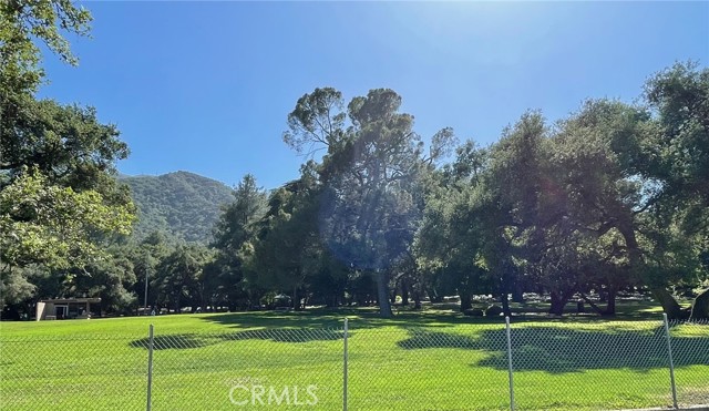 3257 Honolulu Avenue, Glendale CA: https://media.crmls.org/medias/58d21e15-36d8-40fb-8f21-0a1ddb23920c.jpg