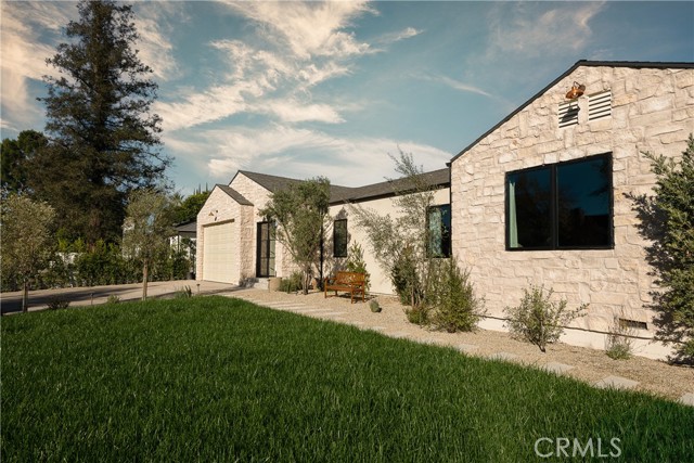 Detail Gallery Image 59 of 64 For 15719 Hartsook, Encino,  CA 91436 - 4 Beds | 4/1 Baths