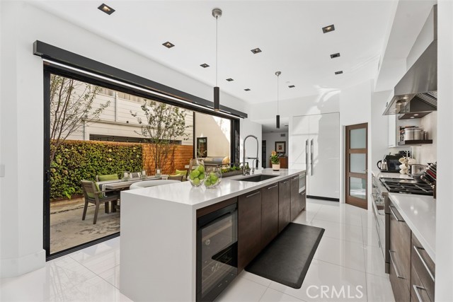 Detail Gallery Image 13 of 50 For 605 Marigold Ave, Corona Del Mar,  CA 92625 - 4 Beds | 5 Baths