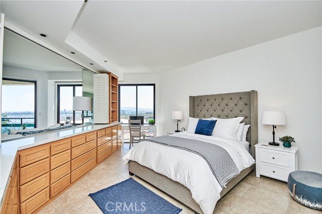 Detail Gallery Image 5 of 31 For 1310 E Ocean Bld #1005,  Long Beach,  CA 90802 - 1 Beds | 1 Baths