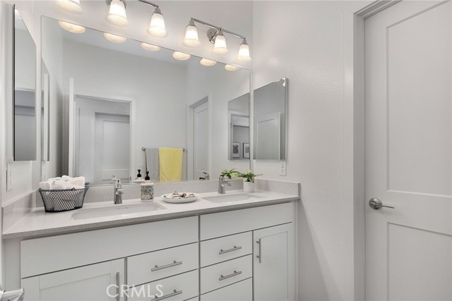 Detail Gallery Image 28 of 36 For 111 Red Brick Dr #1,  Simi Valley,  CA 93065 - 3 Beds | 2/1 Baths