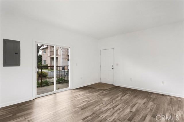 70 Grand Avenue, Oroville CA: https://media.crmls.org/medias/58d2dd81-5e4f-49aa-9b33-fcae9595b2fd.jpg