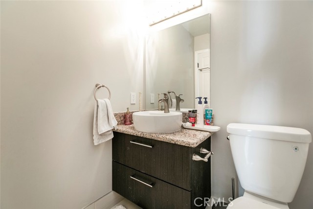 Detail Gallery Image 12 of 23 For 25803 Anderson Ln, Stevenson Ranch,  CA 91381 - 3 Beds | 2 Baths