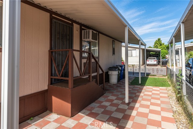 17225 Valley Boulevard, Fontana CA: https://media.crmls.org/medias/58d3463a-513a-4d5a-a6aa-a38469047488.jpg
