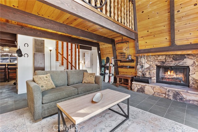 Detail Gallery Image 6 of 30 For 189 Moreno Lane, Sugarloaf,  CA 92386 - 2 Beds | 1 Baths