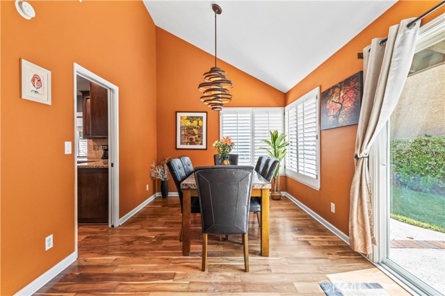 Detail Gallery Image 12 of 53 For 23644 Mesa Ct, Valencia,  CA 91355 - 3 Beds | 3 Baths