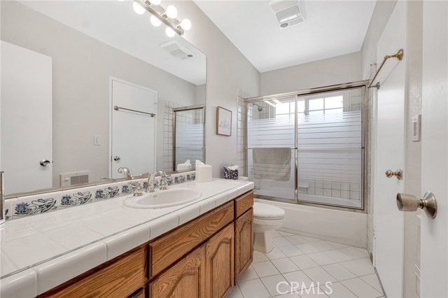 Detail Gallery Image 33 of 42 For 16640 Blackhawk St, Granada Hills,  CA 91344 - 3 Beds | 2 Baths