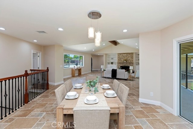 1730 Sunny knoll, Fullerton CA: https://media.crmls.org/medias/58d410c2-d9d2-497d-8136-d5dccfe37a65.jpg