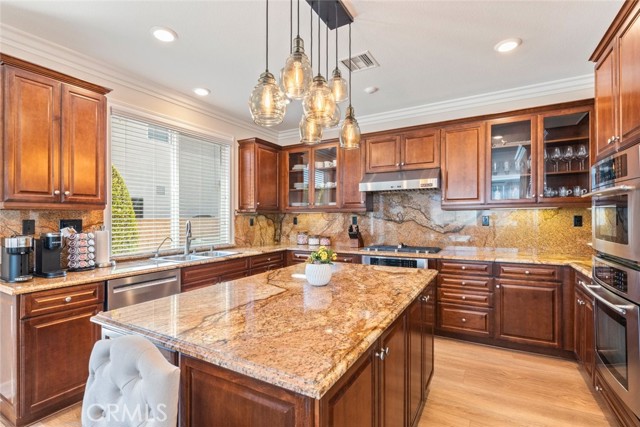Detail Gallery Image 15 of 48 For 11645 Wiggins Ct, Yucaipa,  CA 92399 - 4 Beds | 3/1 Baths