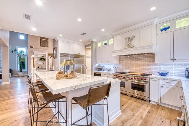 12 Eisenhower Lane, Coto de Caza CA: https://media.crmls.org/medias/58d601dd-6b4c-4e6b-97b2-8a54bcf1e211.jpg