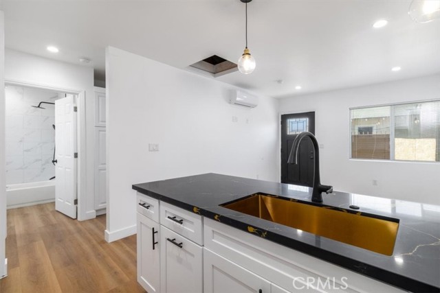 Detail Gallery Image 29 of 69 For 6616 Denver Ave, Los Angeles,  CA 90044 - 6 Beds | 5/1 Baths