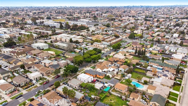 Detail Gallery Image 7 of 15 For 611 W 91st St, Los Angeles,  CA 90044 - 3 Beds | 2 Baths