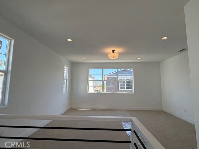 Detail Gallery Image 10 of 13 For 250 Memphis Belle Way, San Luis Obispo,  CA 93401 - 3 Beds | 2/1 Baths