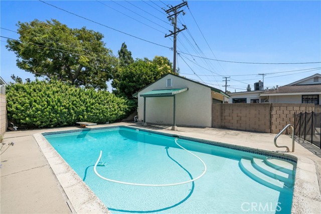 Detail Gallery Image 26 of 26 For 3048 Knoxville Ave, Long Beach,  CA 90808 - 3 Beds | 1/1 Baths