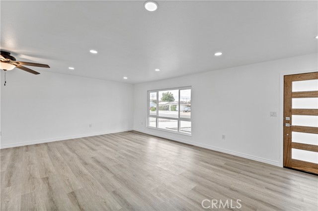 29661 Thornhill Drive, Menifee CA: https://media.crmls.org/medias/58d83a3c-a84e-494a-8ada-8745ff8dc79e.jpg