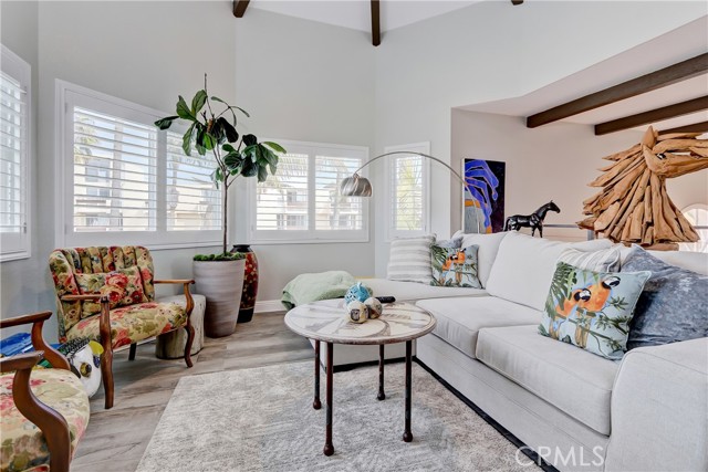 Detail Gallery Image 20 of 30 For 425 S Catalina #2,  Redondo Beach,  CA 90277 - 3 Beds | 3 Baths