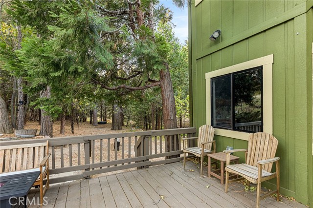 Detail Gallery Image 17 of 37 For 1017 Burnt Mill Rd, Lake Arrowhead,  CA 92326 - 3 Beds | 2/1 Baths