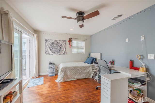 21514 Ellinwood Drive, Torrance CA: https://media.crmls.org/medias/58d97c3a-7b5c-4e41-9828-baade807e215.jpg